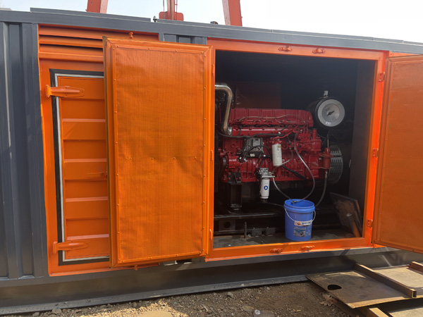 龙里哪些因素会影响 200KW 柴油发电机的燃油消耗率？